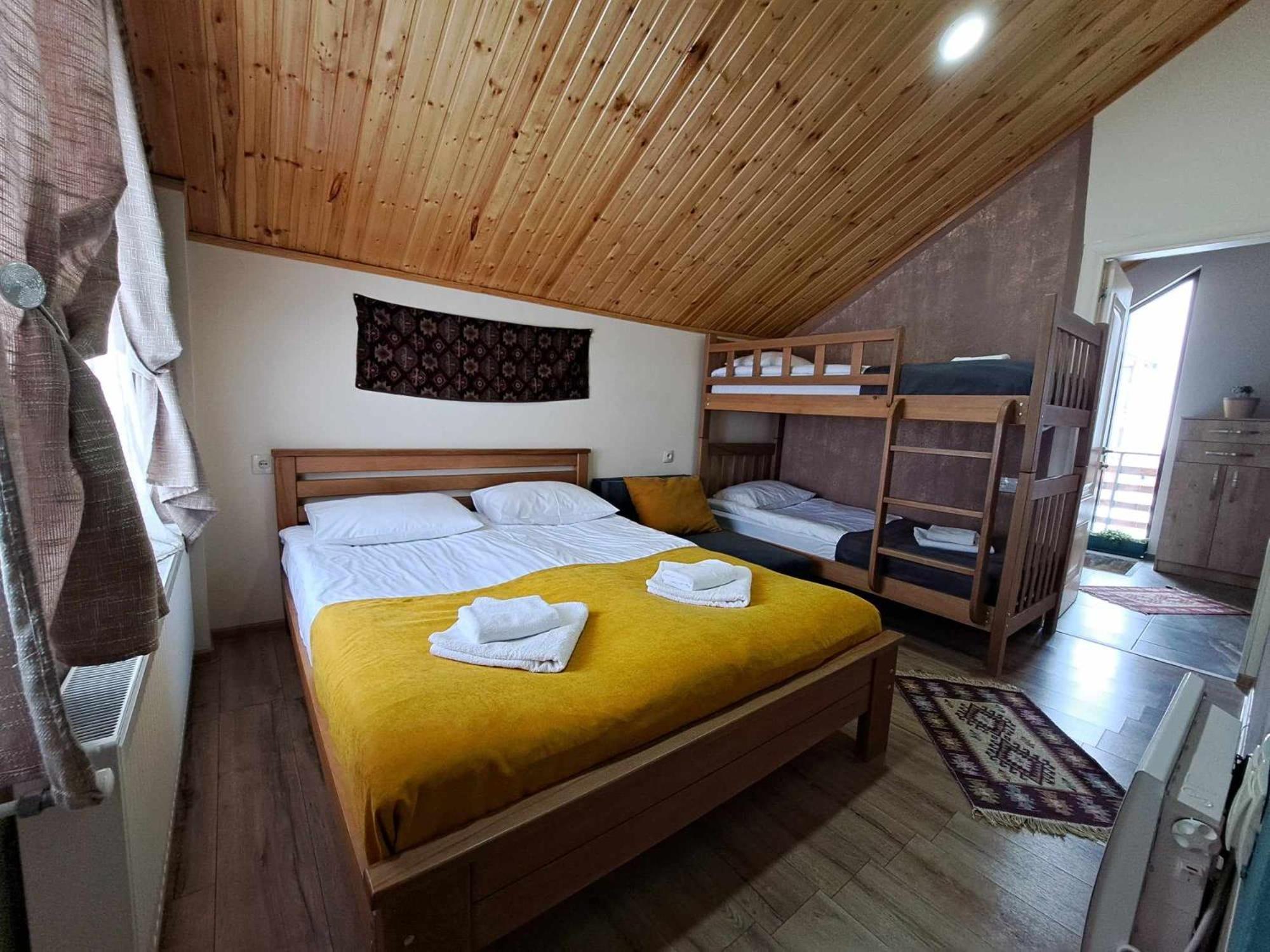 Cottage In กูเดาริ ภายนอก รูปภาพ